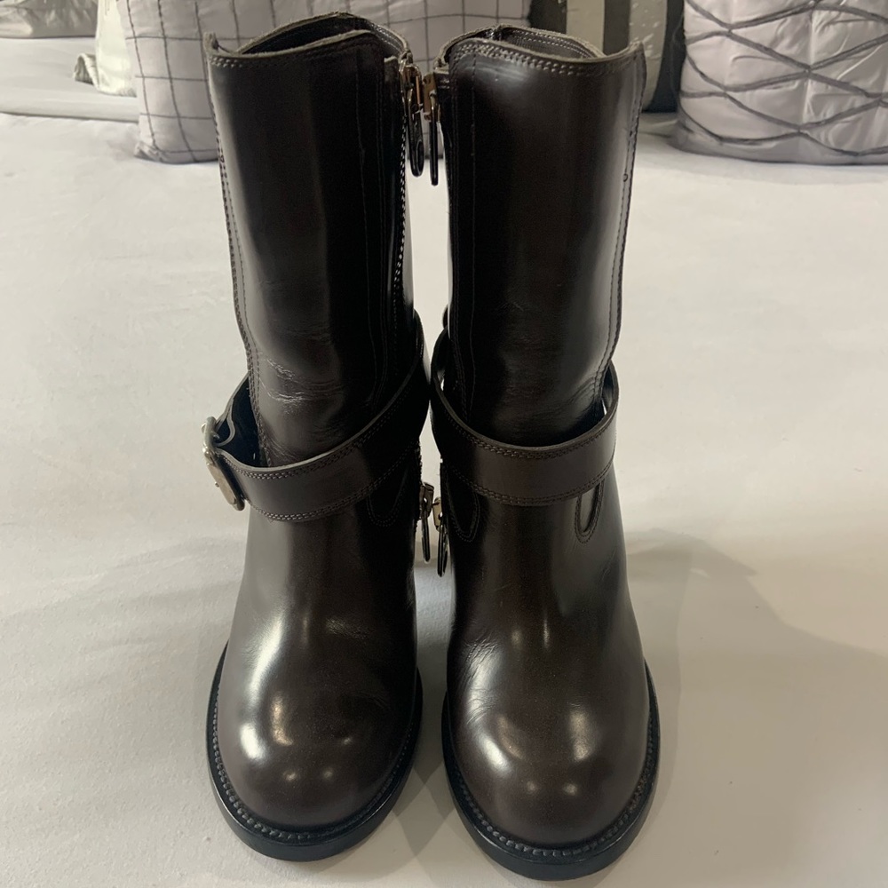 Chloe boots